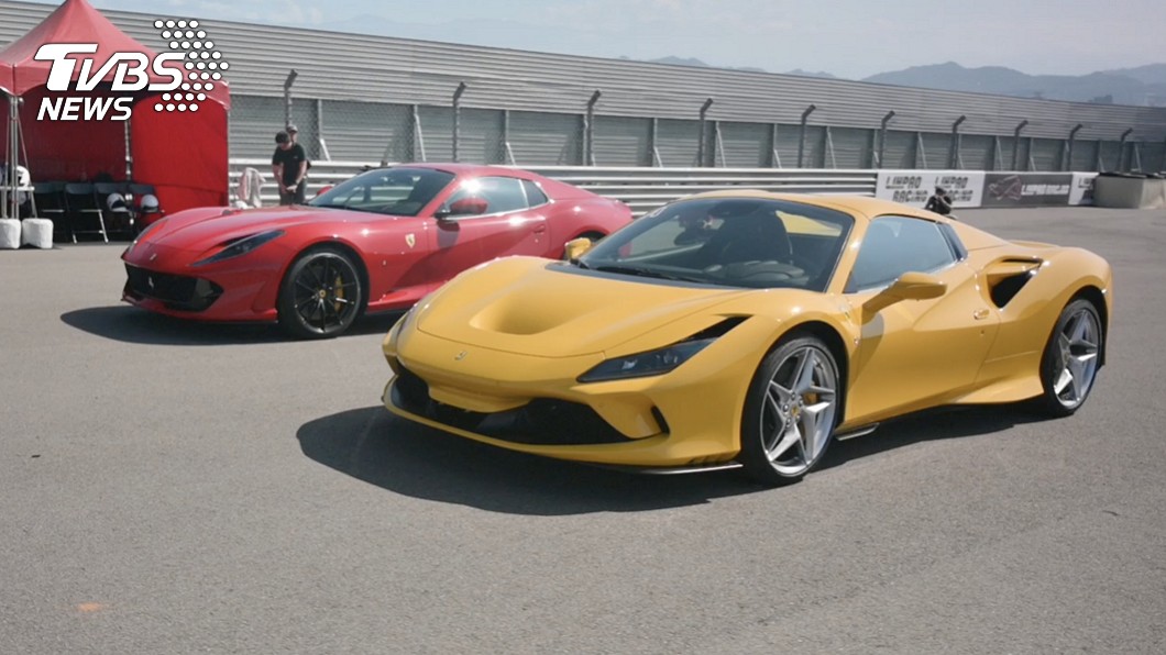 F8 Spider是F8 Tributo敞篷版車型，採中置引擎雙座配置。(圖片來源/ 地球黃金線)