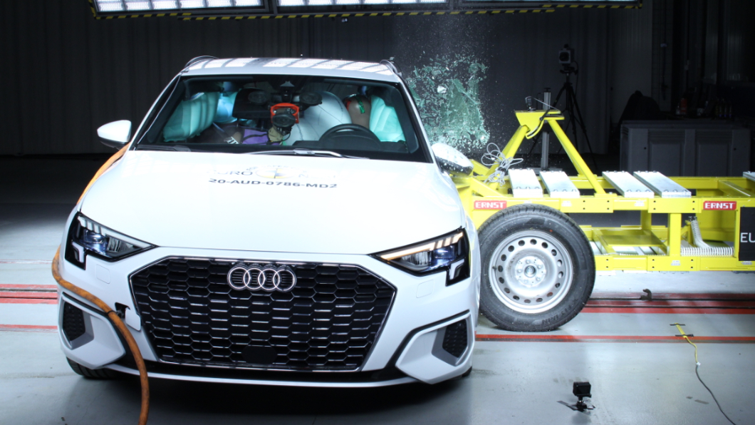 A3 Sportback配備有前座中央氣囊。(圖片來源/ Euro NCAP)