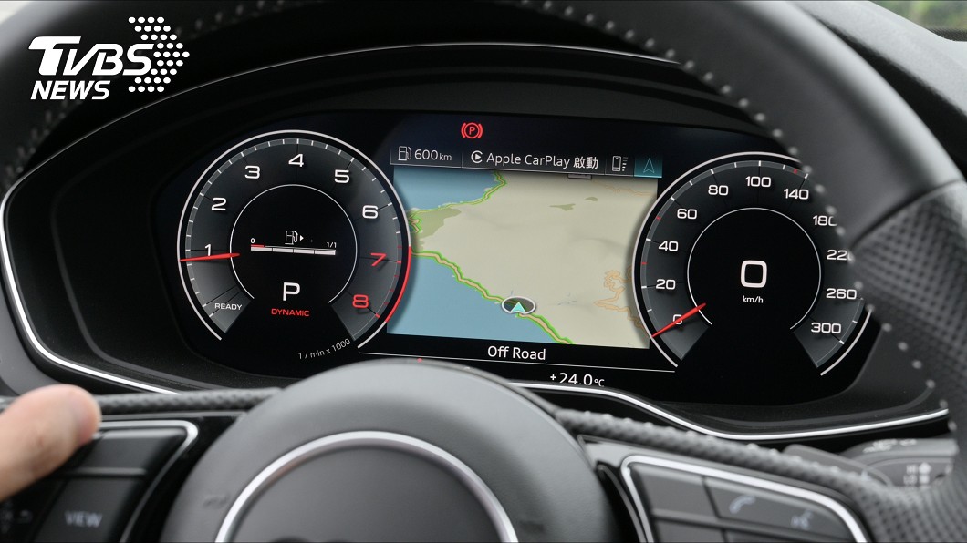 儀錶板升級為解析度更高的12.3吋Audi Virtual Cockpit Plus全數位儀錶板。