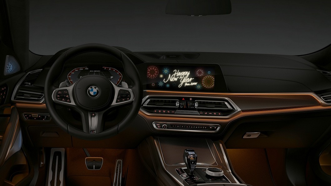 螢幕自己播動畫? BMW iDrive 7.0車款限時播送新年祝福