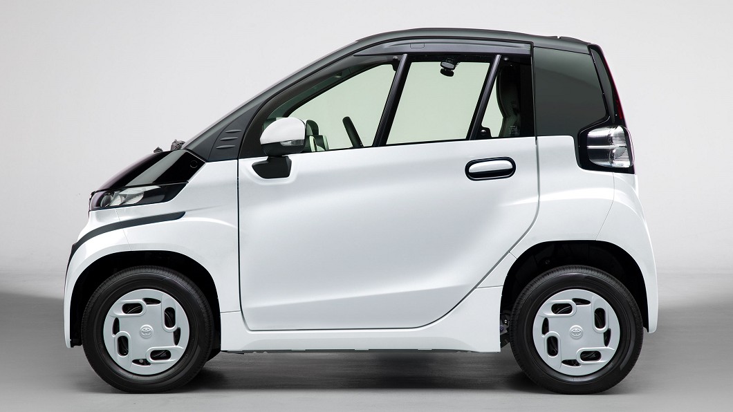 量產版C+pod採圓潤可愛的造型，並採用Two-Tone設計。(圖片來源/ Toyota)