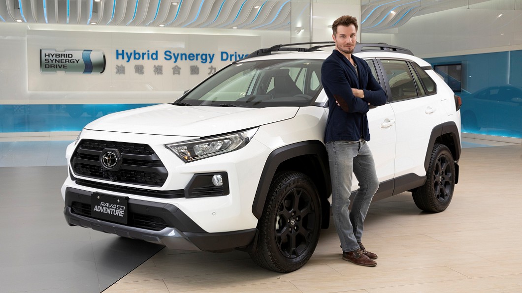 RAV4躍野冒險版開價116.9萬元,定位介於2.0旗艦版與2.0 Adventure 4WD之間。(圖片來源/ Toyota)