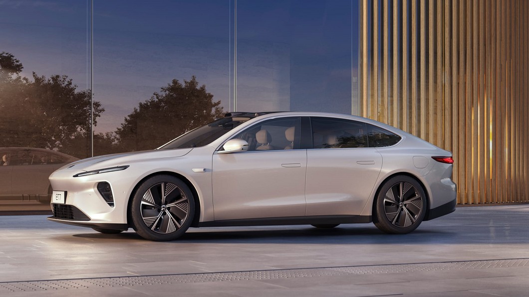 蔚來ET7配備直指豪華車 創辦人:各方面都比BMW強