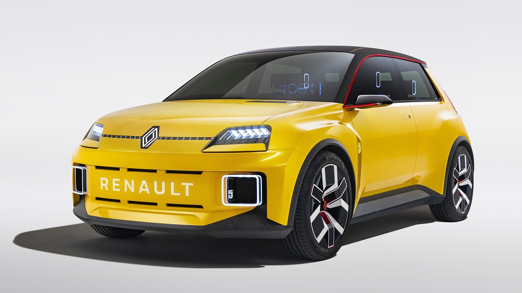 頭燈燈組與前保桿方形晝行燈組創造不俗科技感。(圖片來源/ Renault)