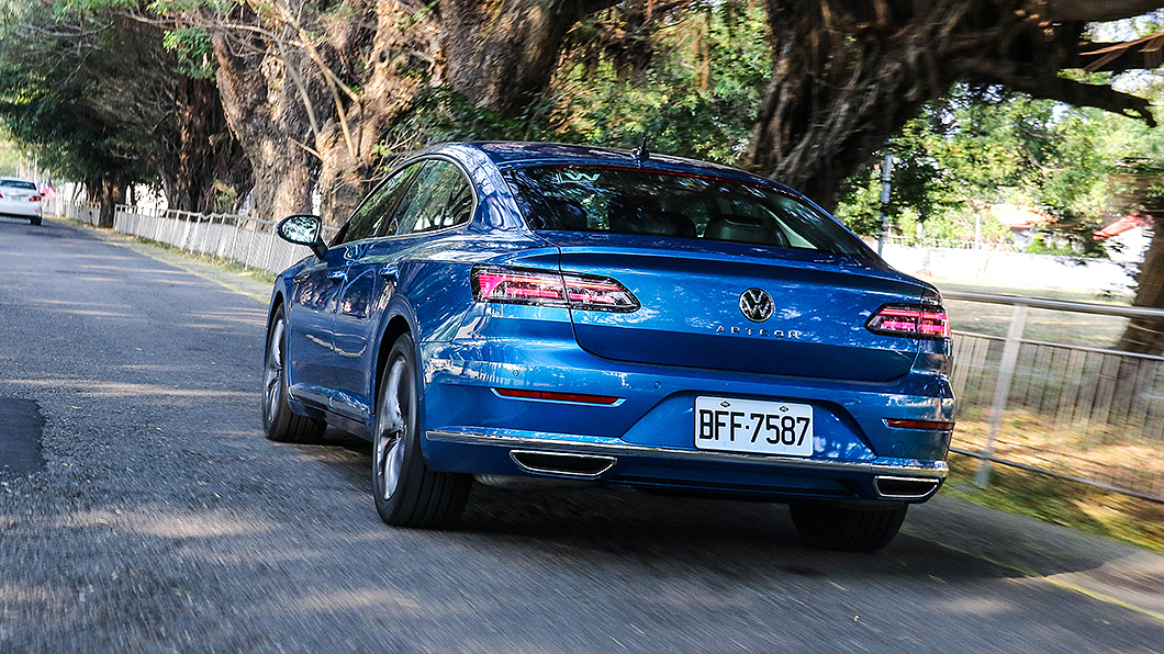 Arteon 330 TSI Elegance Premium具有出色行路質感與舒適性。