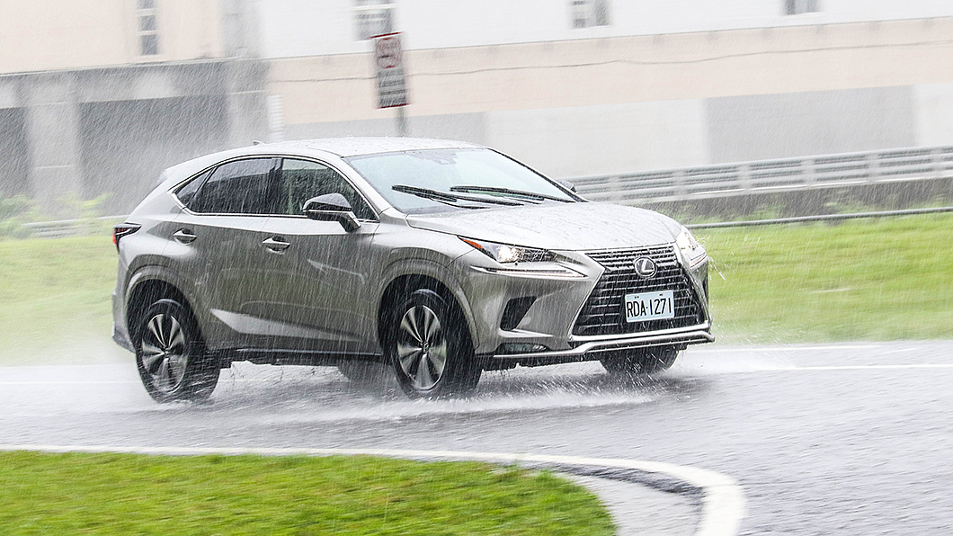 Lexus響應節水政策,回廠不洗車提供100點紅利點數。(圖片來源/ TVBS)