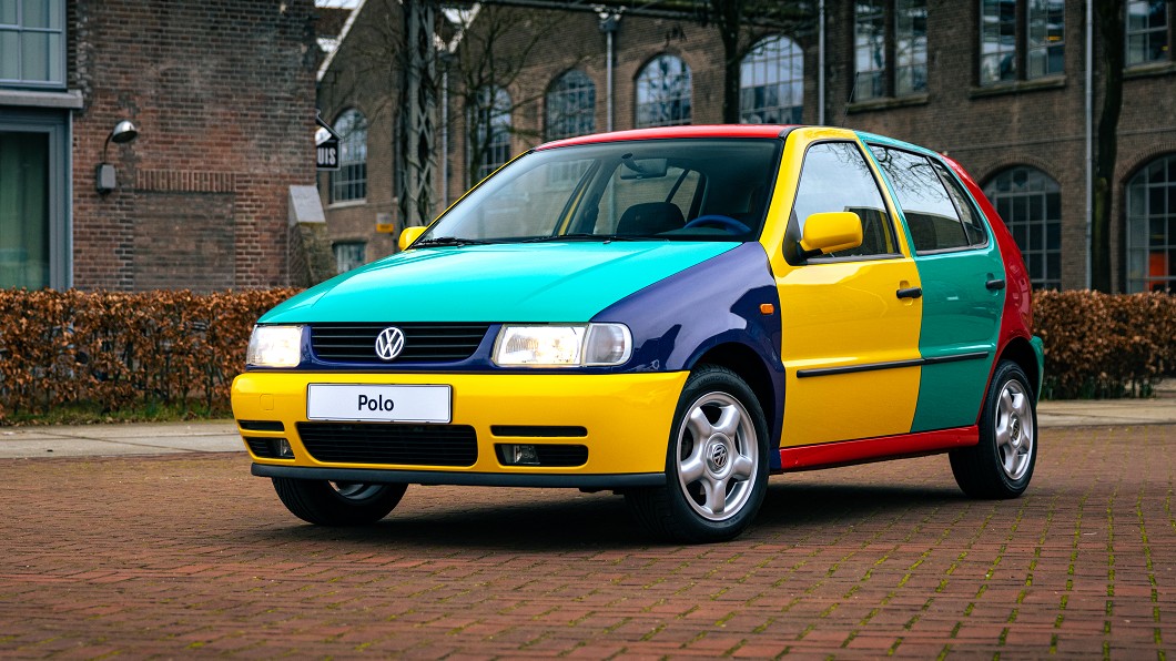 Volkswagen將車身鈑劃分為4大組,以4種不同顏色創造Polo Harlekin個性化外表。(圖片來源/ Volkswagen)