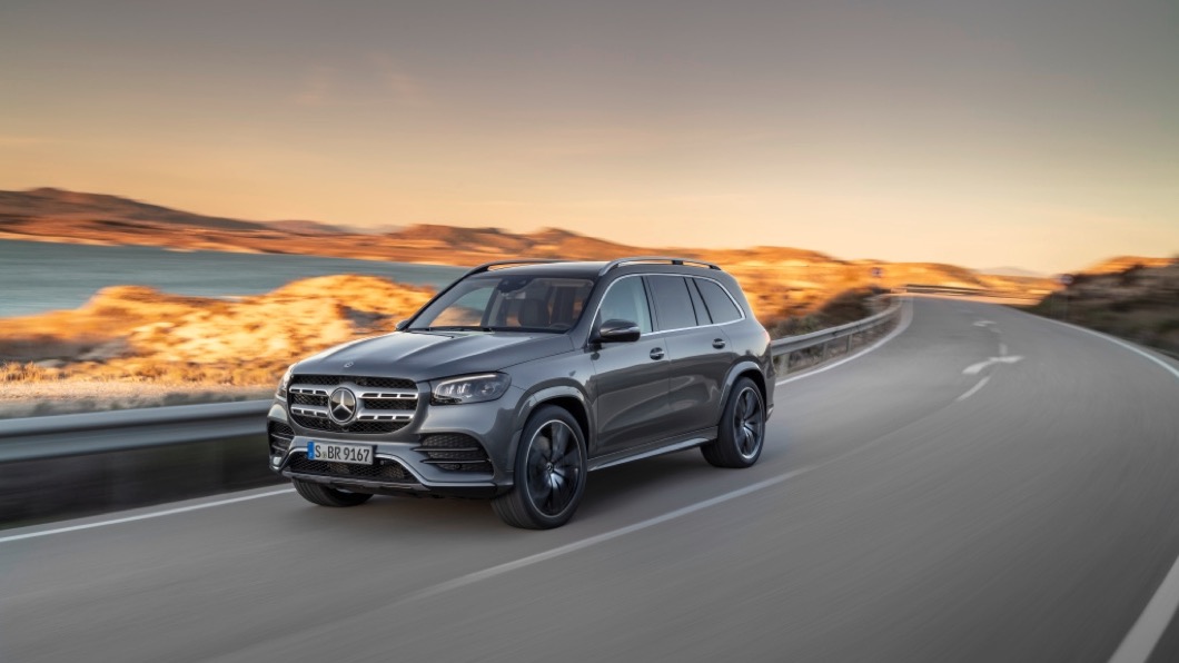 新年式補足汽油動力 M-Benz GLS 450 4Matic售價495萬起