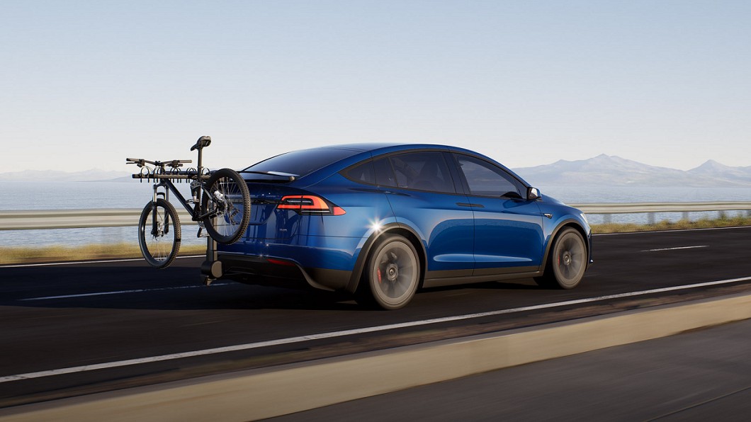 Model X PlaidPlaid車型最大馬力為1,020匹,具有0-100km/h加速2.1秒、極速320km/h性能實力。(圖片來源/ Tesla)