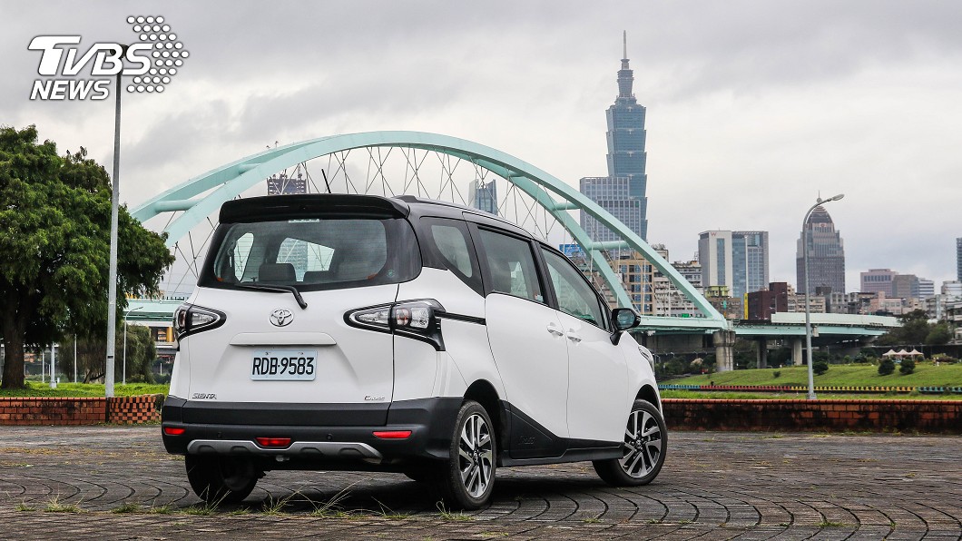 Sienta Crossover與Yaris Crossover都是在不更動原有基礎之下，提升越野能力與休閒性格。