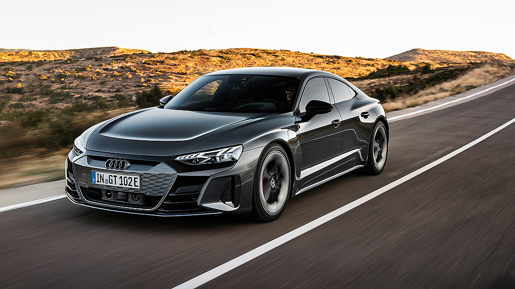 RS e-tron GT系統輸出設定為598匹馬力,並具備可將動力輸出提升至646匹的超增壓模式。(圖片來源/ Audi)