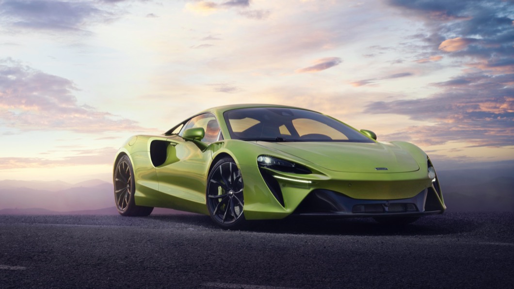 McLaren首款PHEV超跑問世　Artura純電行駛沒問題！