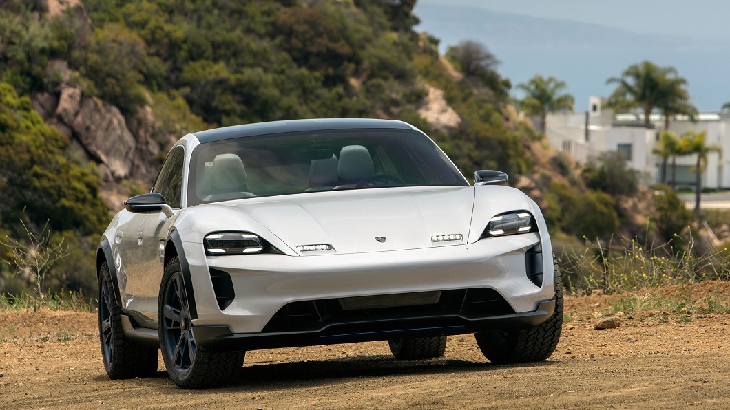 Mission E Cross Turismo概念車發表時即已預告將會走入量產。(圖片來源/ Porsche)