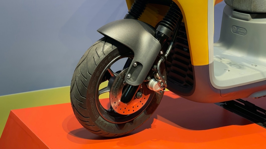 Gogoro Viva Mix希望帶來舒適且靈巧的騎乘體驗,搭配10吋輕量化鋁合金輪圈。