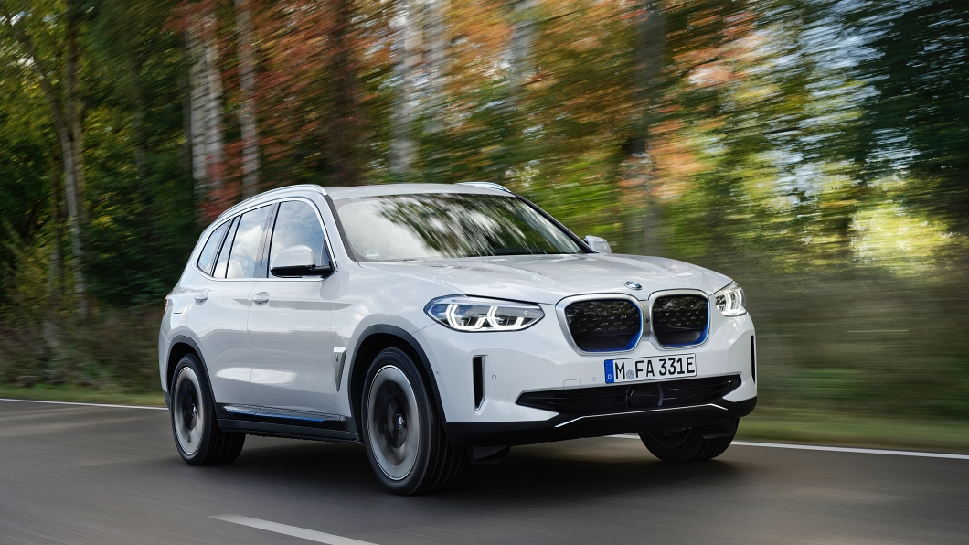 BMW iX3是品牌首款純電休旅車。(圖片來源/ BMW)