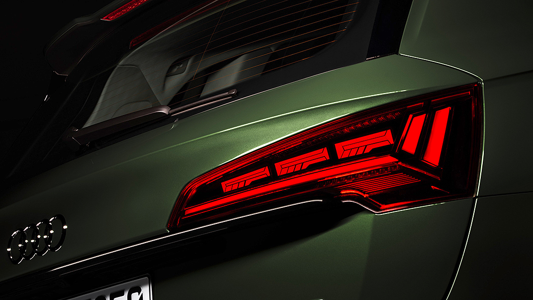 只有50輛Q5 45 TFSI quattro Edition One車型標配OLED尾燈,其餘都需要加價選配。(圖片來源/ Audi)