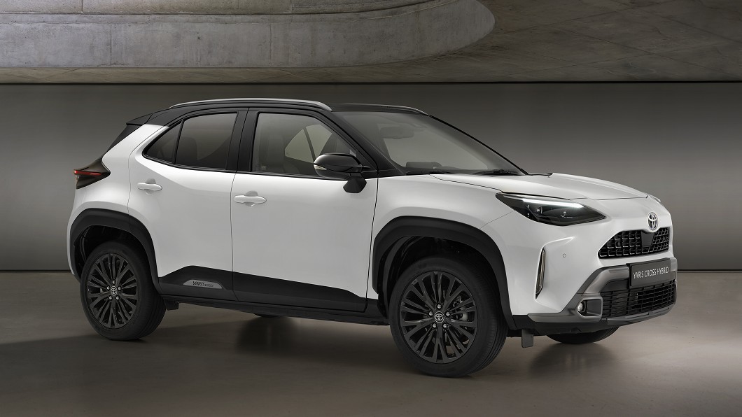 Yaris Cross Adventure外觀植入更粗獷的越野個性化套件。(圖片來源/ Toyota)