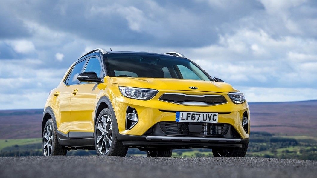 Kia Stonic頂規版油耗高達19.9 km/L。(圖片來源/ TVBS)