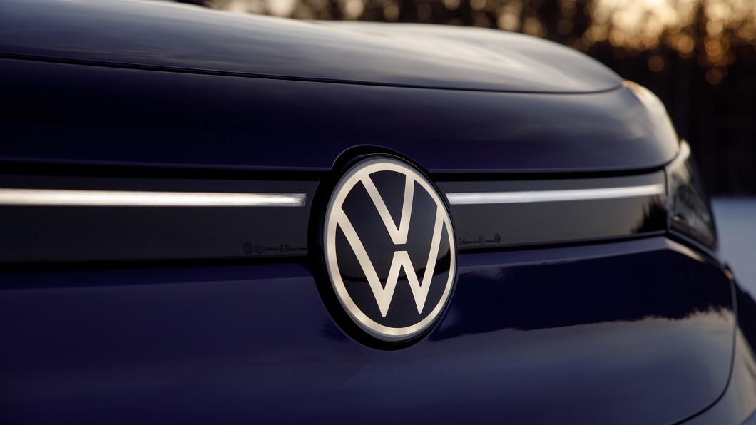 從Volkswagen改為Voltswagen,縮寫同樣是VW,不需要更動既有廠徽。(圖片來源/ Volkswagen)