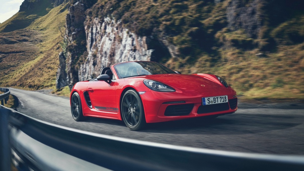 6速手排!300匹馬力 Porsche 718 T售價348萬起
