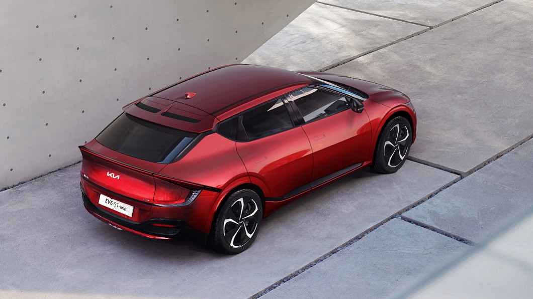 Kia為EV6植入豐富ADAS先進駕駛輔助系統。(圖片來源/ Kia)