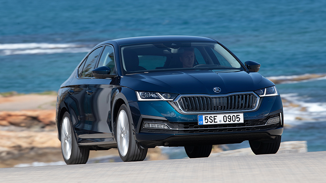 Octavia 1.0 TSI eTEC房車車型平均油耗數字可達20.4km/L。(圖片來源/ Škoda)