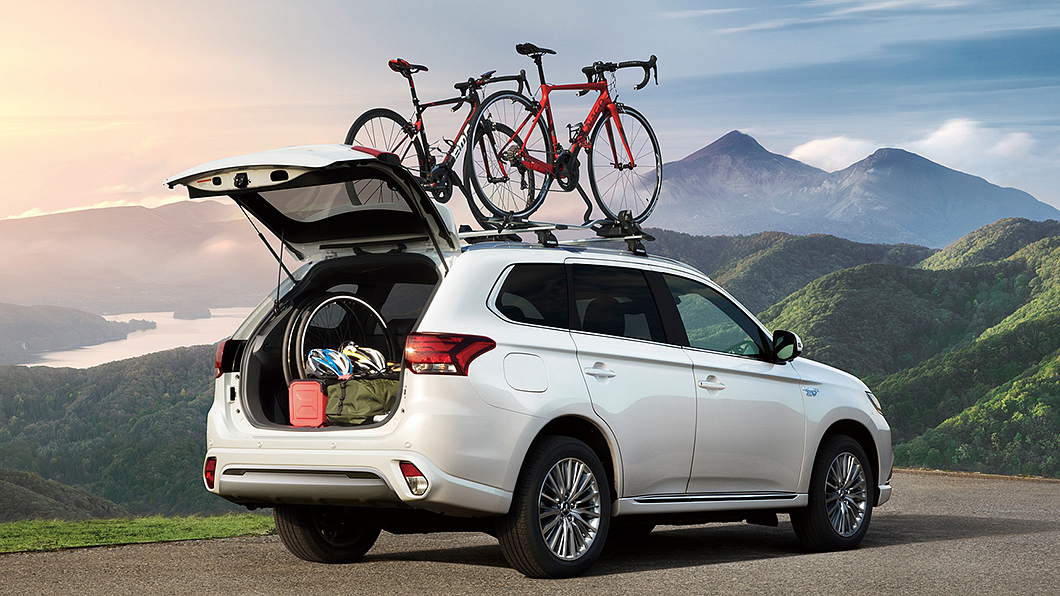 中華三菱為Outlander PHEV提供電池8年或16萬公里保固。(圖片來源/ Mitsubishi)