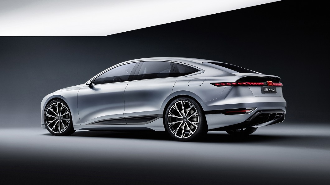 雖然車名引用A6房車，車體輪廓卻採用Sportback斜背式設計。(圖片來源/ Audi)
