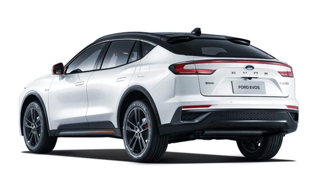 車頂也採用雙色設定,帶來運動化十足的視覺感受。(圖片來源/ Ford)