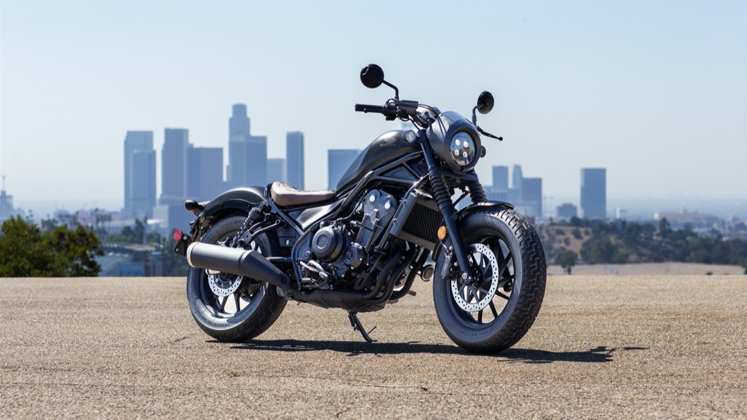 啾甯所騎乘的車款,是由Honda所製造的Rebel 500。(圖片來源/ Honda)