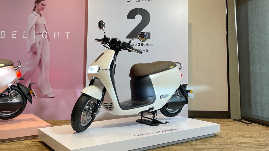Gogoro 2 Delight提供「星燦粉、星幻白、星耀灰、星礦銀」等四種金屬質感配色。(圖片來源/ TVBS)