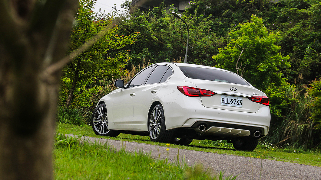 若以動力作為比較標準,Q50全車系相當超值。