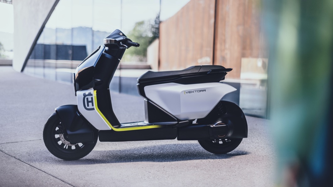 Husqvarna目前尚未公布詳細動力數據，僅提到這款車的最高時速可以來到45公里，續航力大約為95公里。(圖片來源/ Husqvarna)
