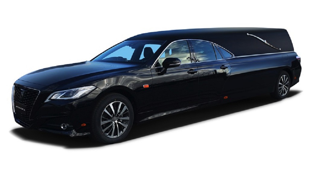 光岡改裝廠中最高等級靈車為Toyota皇冠系列。(圖片來源/ 光岡自動車)