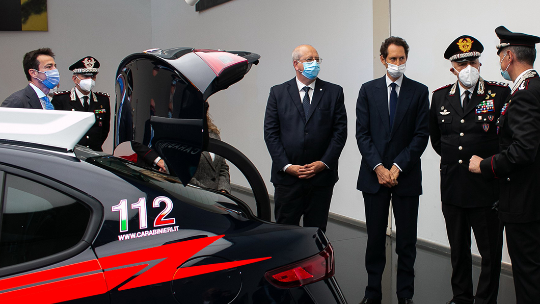 在義大利撥打112即可聯繫憲兵隊。(圖片來源/ Alfa Romeo)