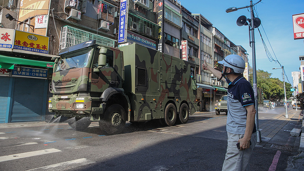 化學兵正站在抗疫最前線。(圖片來源/ 軍聞社)