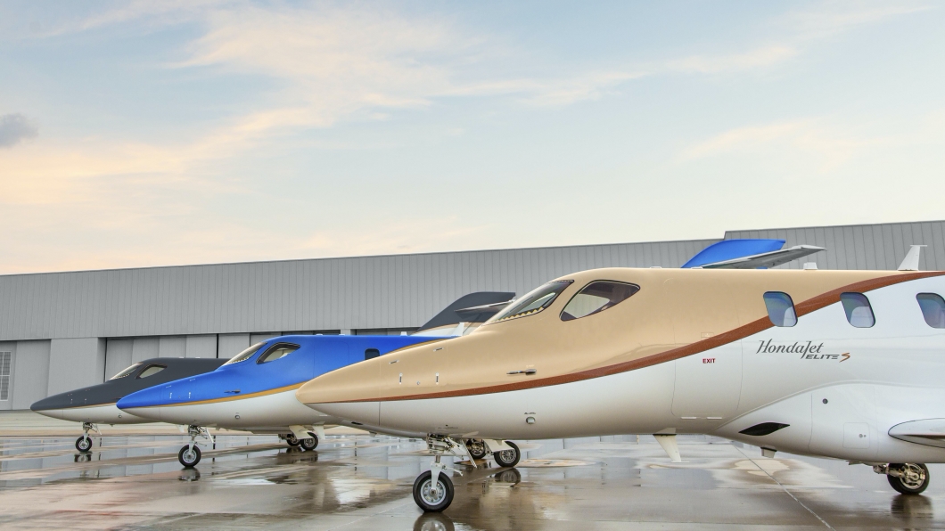 全新Honda Jet Elite S推出了三款新色,包含有砲彈銅色、奢華金、深海藍等配色。(圖片來源/ Honda)