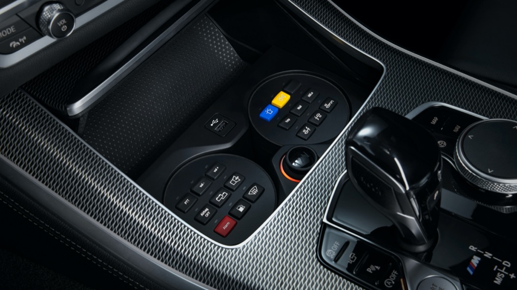 X5 Protection VR6將多項功能整合於中船位置。(圖片來源/ BMW)