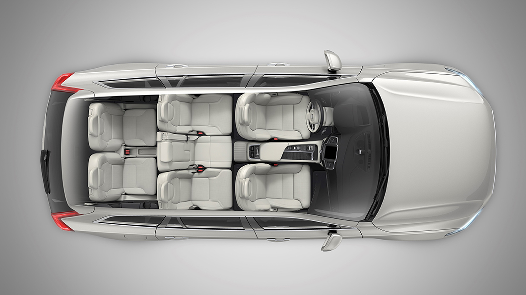正七人座XC90不只安全還有便利第三排進出的座椅設計。(圖片來源/ Volvo)