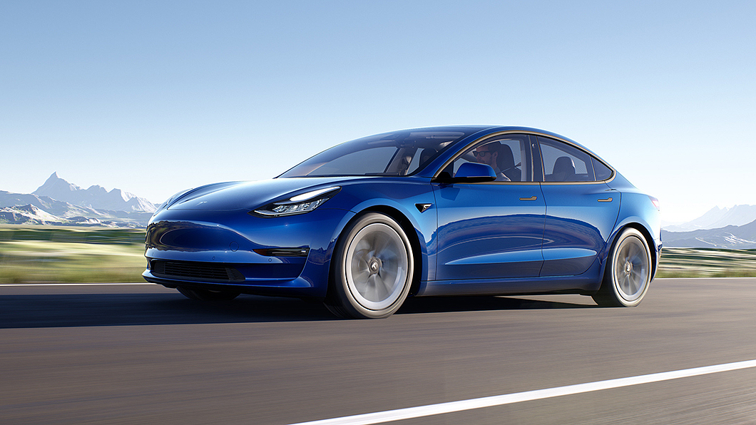 依現行稅金級距規劃,Model 3 Performance車型牌照稅為117,000元。(圖片來源/ Tesla)