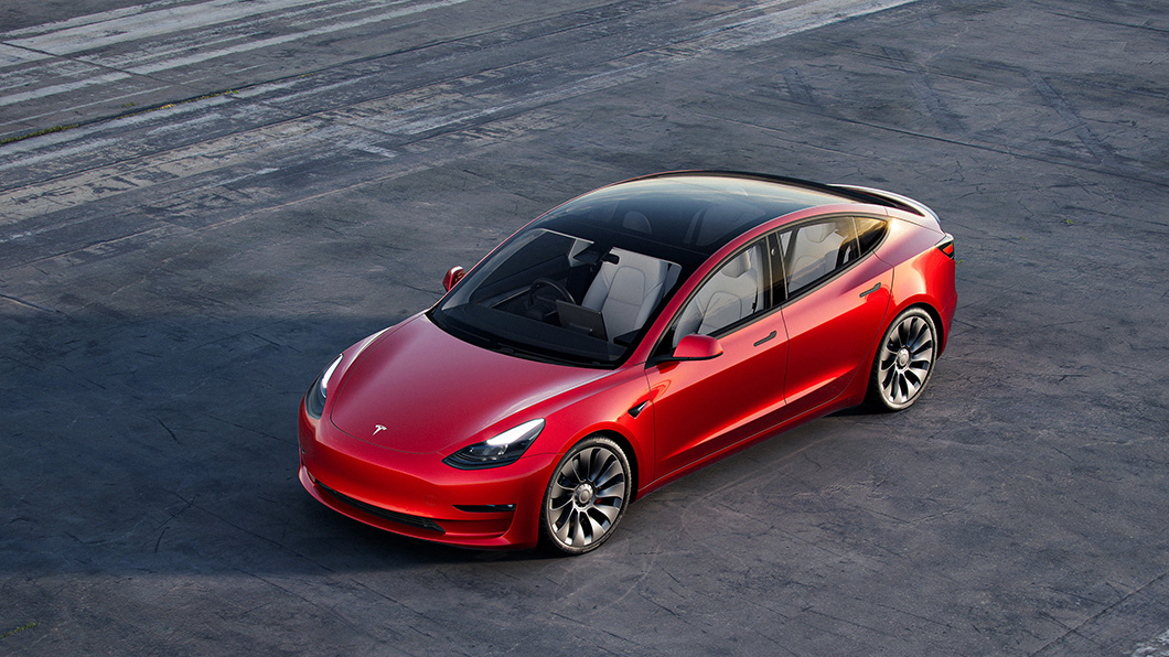 今年1到4月的電動車銷量中,Model 3以14,1696輛領先群雄。(圖片來源/ Tesla)