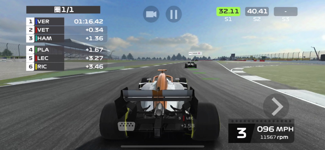 F1 Mobile Racing比賽場地也是在真實賽道進行,讓玩家很快就能夠投入到F1的世界當中。(圖片來源/ F1 Mobile Racing)
