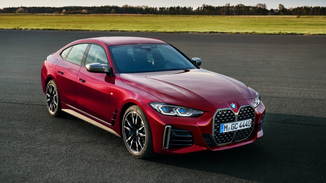 BMW全新4系列Gran Coupe亮相 車格放大、動力更強!
