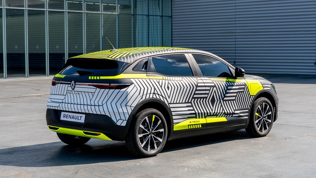 最大馬力約為215匹的Megane E-Tech Electric,最高行駛里程可來到450公里。(圖片來源/ Renault)