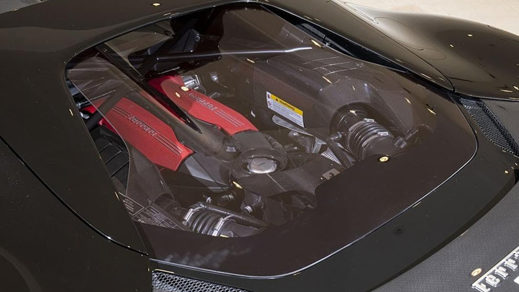 J50搭載與488 Spider相同的3.9升V8引擎能夠繳出690匹馬力。(圖片來源/ rosso scuderia)