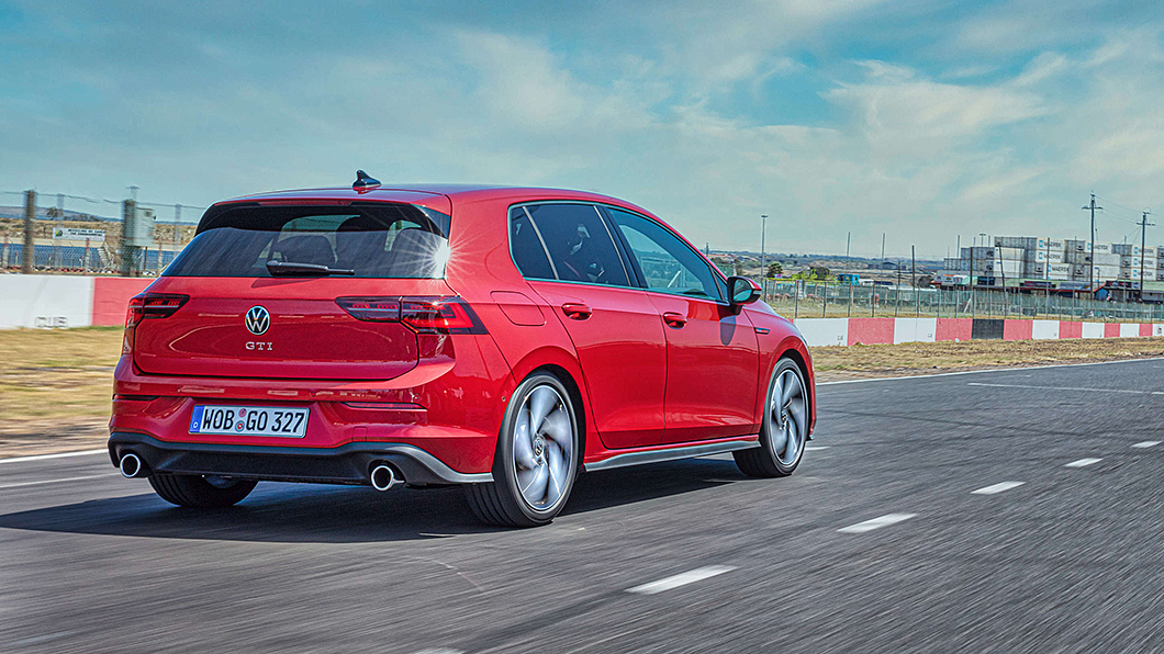 Volkswagen Taiwan同步為Golf GTI熱血魅力限定版提供限量45輛169.8萬元優惠入主價。(圖片來源/ Volkswagen)