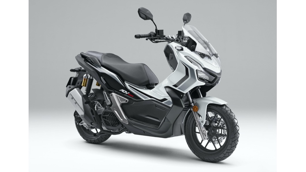 Honda ADV150推期間限定新色 價格不漲!玫瑰白更添優雅