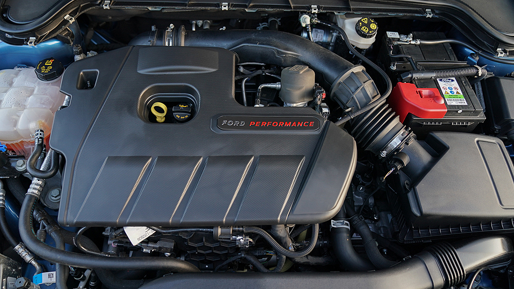 Focus ST以2.3 EcoBoost引擎為動力來源,具備280匹馬力、42.3公斤米扭力輸出。(圖片來源/ Ford)