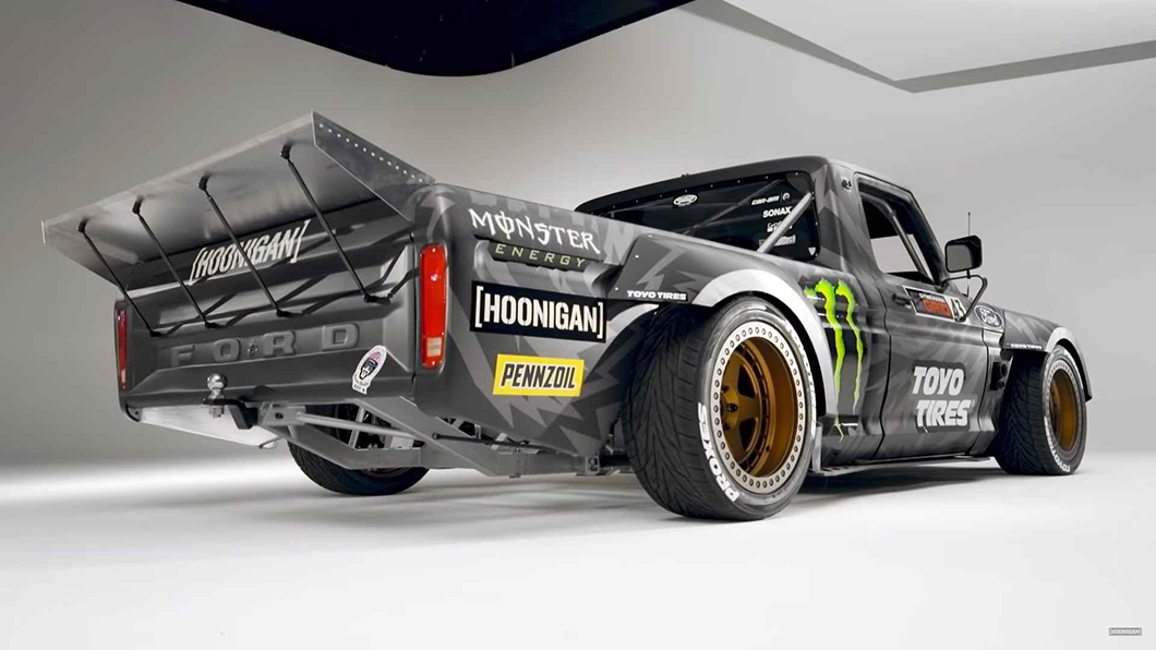 Hoonitruck不但對Ken Block有特殊情感,他還曾駕著它挑戰中國「天門山」飛車甩尾!(圖片來源/ Ken Block)