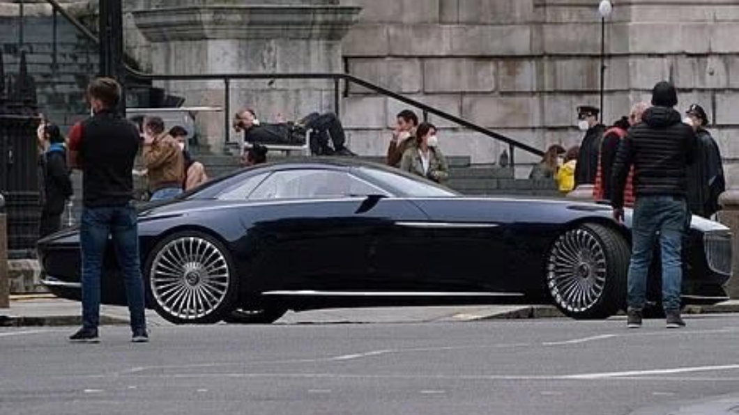 蝙蝠俠又換新車? M-Maybach 6敞篷概念車帥氣登場